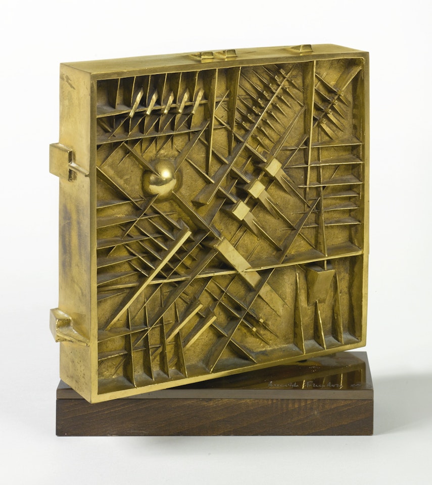 QUADRATO I by Arnaldo Pomodoro
