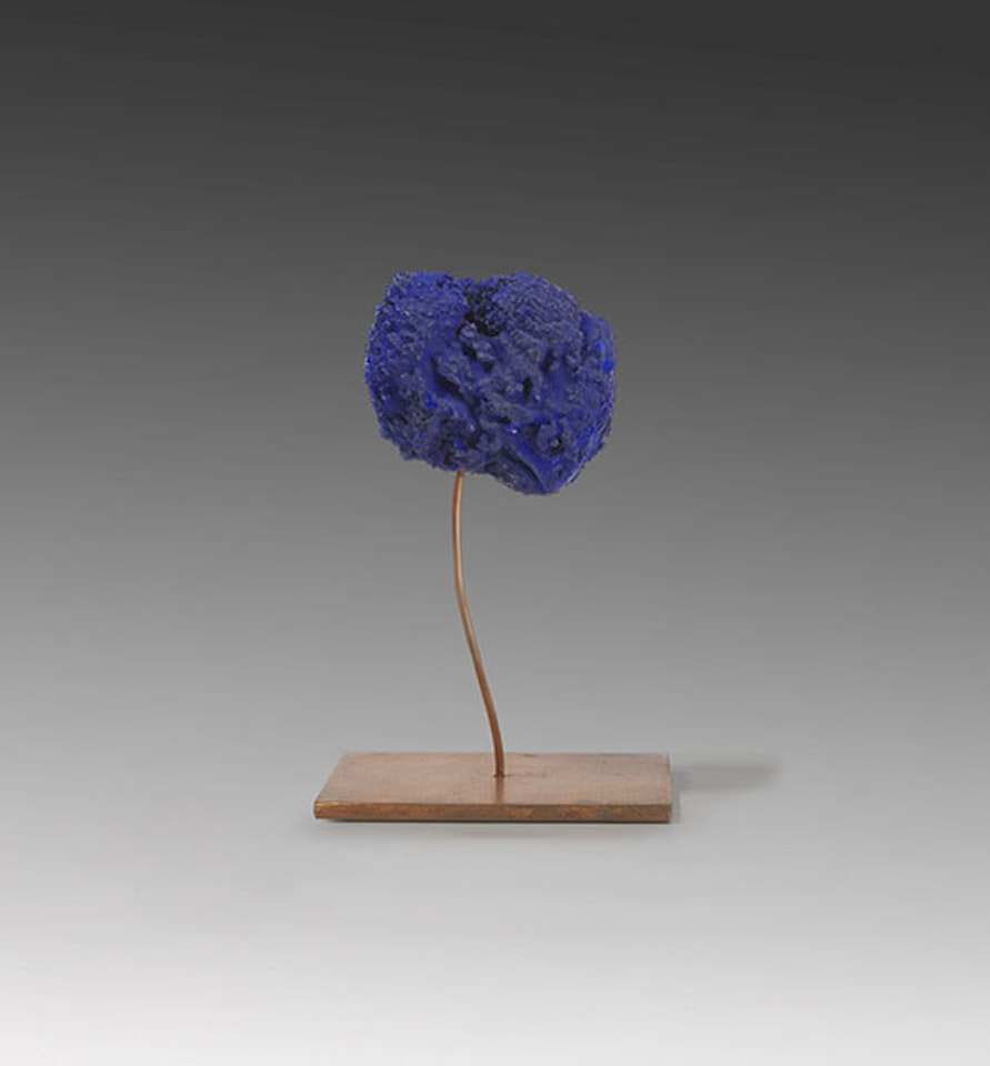 Eponge bleue by Yves Klein