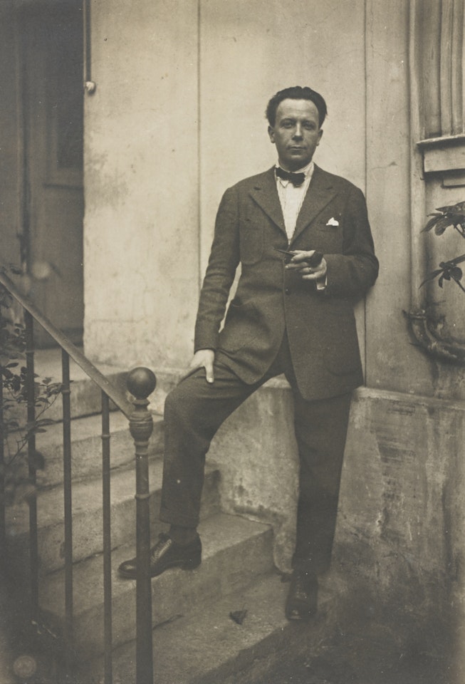 ROBERT DELAUNAY by Man Ray