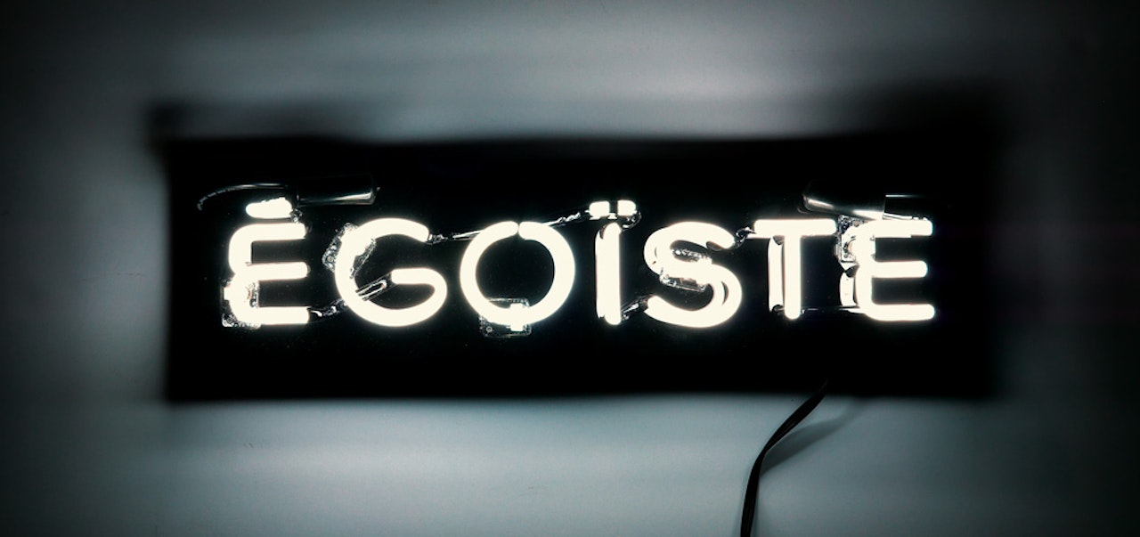 Egoïste by Sylvie Fleury