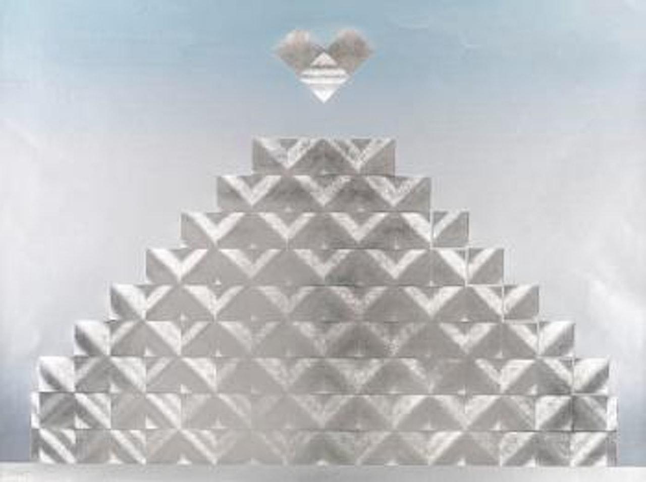 Spitze der Pyramide by Heinz Mack