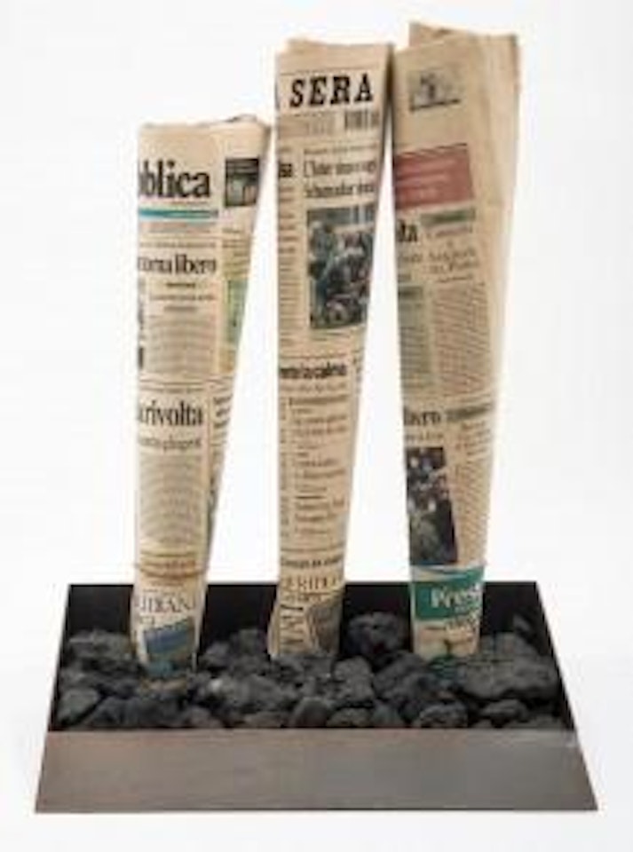 Fabbrica by Jannis Kounellis