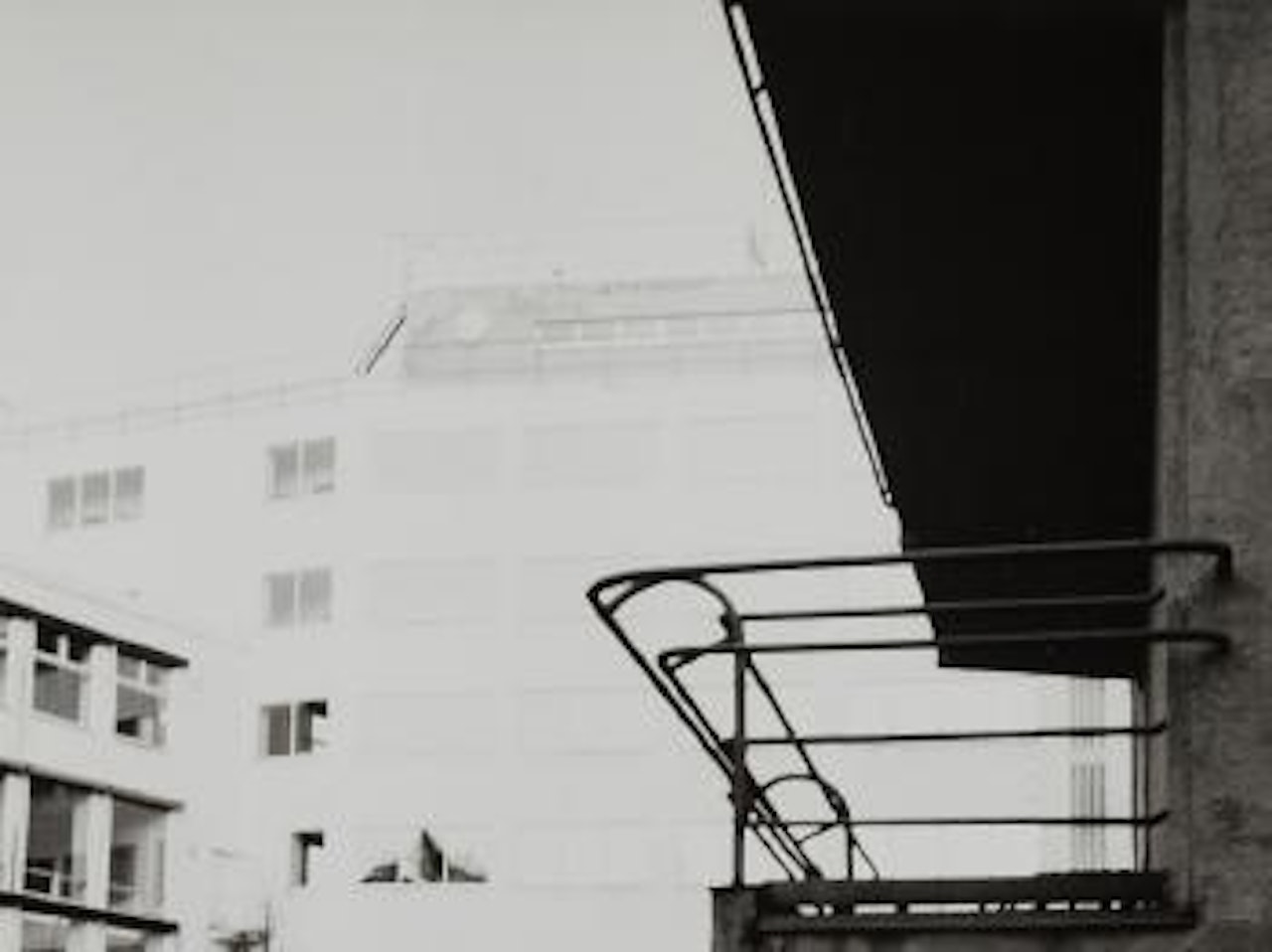 Aus: Architektur II by Günther Förg