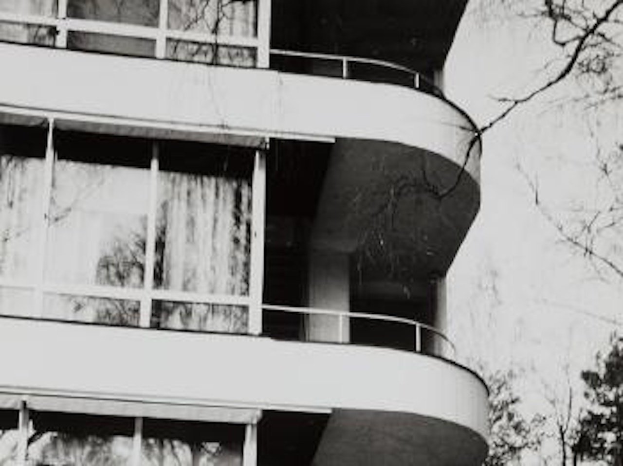 Aus: Architektur II by Günther Förg