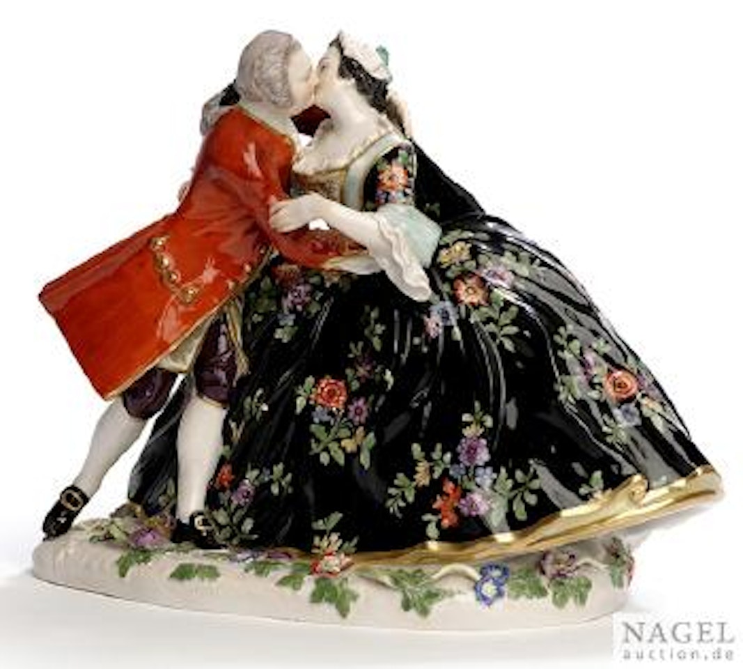Figurengruppe - sich küssendes Paar by Johann Joachim Kändler