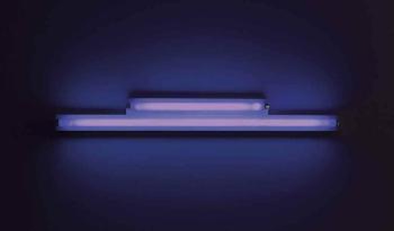 Sans titre by Dan Flavin