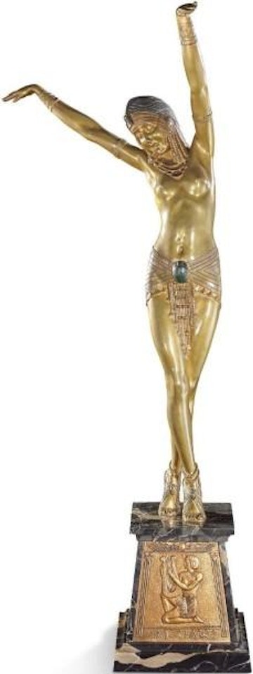 Danseuse égyptienne by Demetre Chiparus
