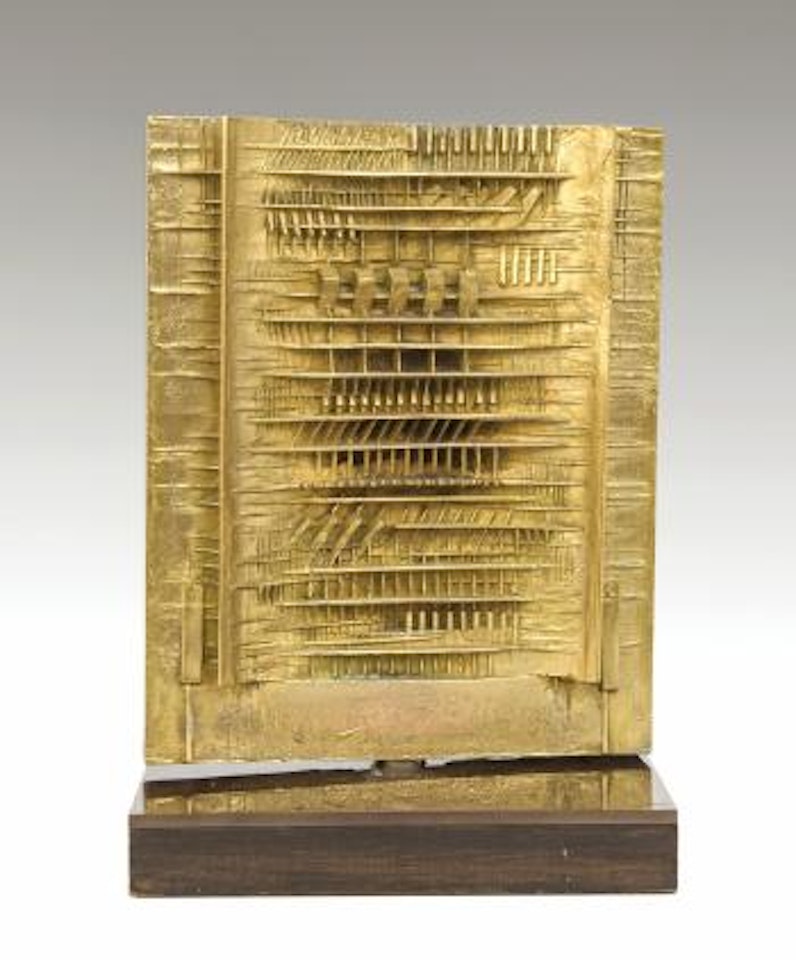 Porta by Arnaldo Pomodoro
