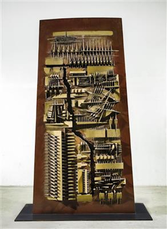 Cippo I by Arnaldo Pomodoro