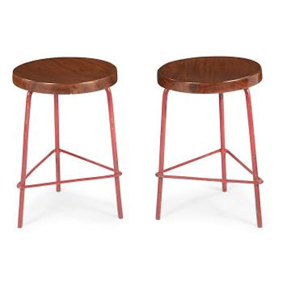 Round stool, model PJ-SI-22-A ,
Circa
1965 by Pierre Jeanneret