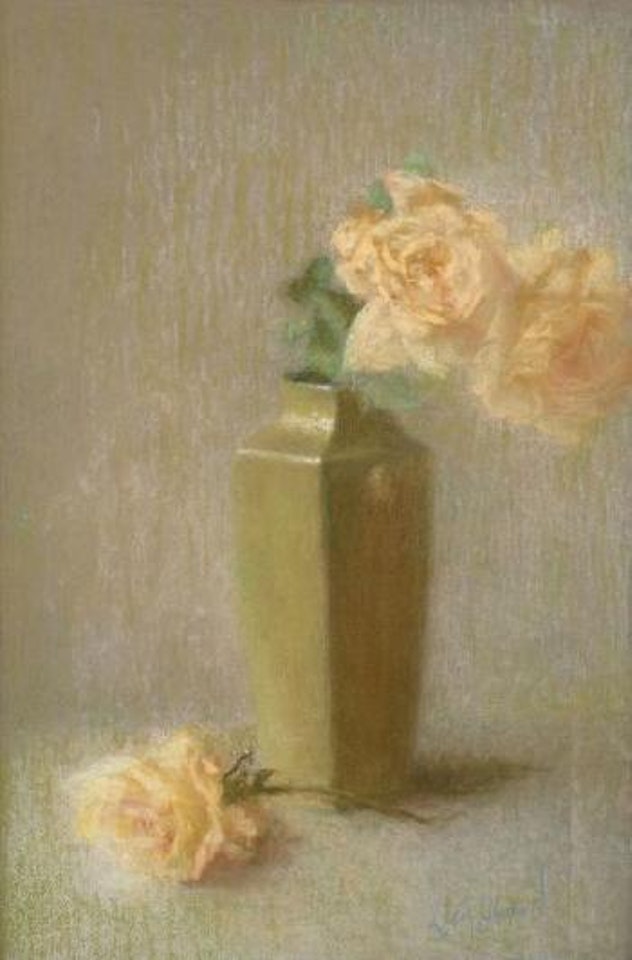 Roses dans un vase by Lucien Lévy-Dhurmer