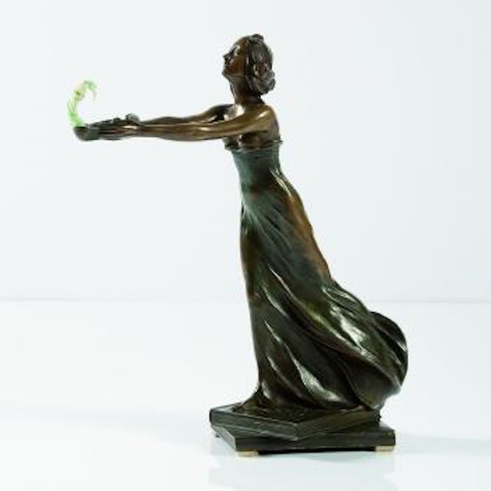 Lampe à huile ,
Circa
1900 by Gustav Gurschner