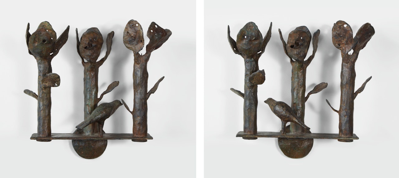 APPLIQUE AU OISEAU À TROIS BRANCHES (A PAIR) by Diego Giacometti
