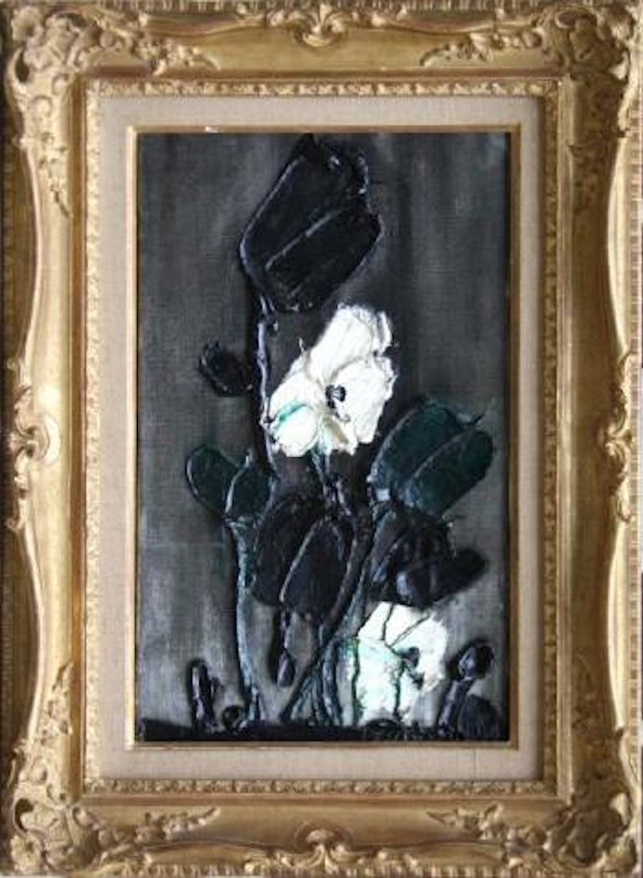 Fleurs by Thanos Tsingos