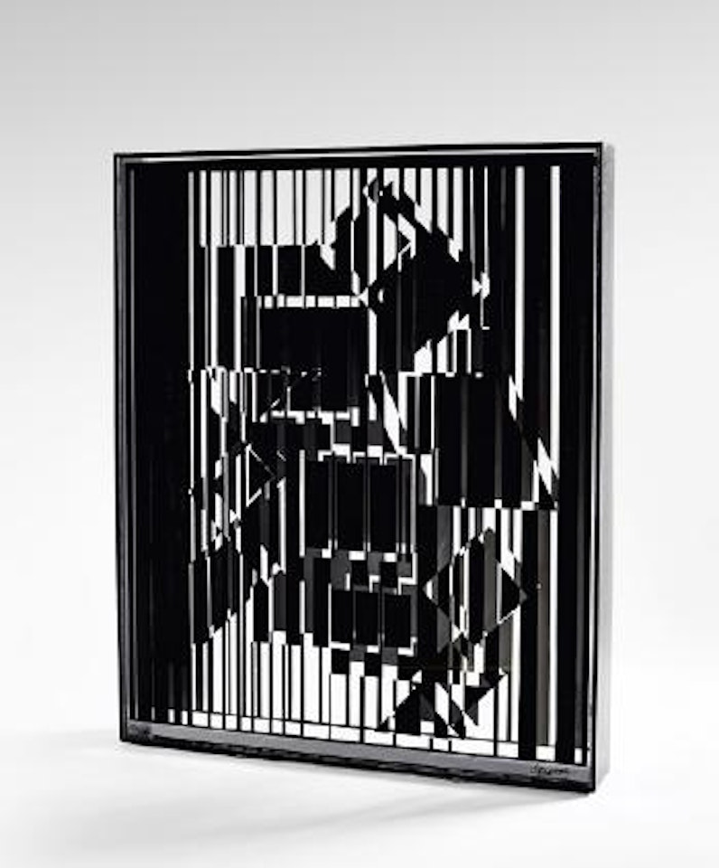 Kinetisches Objekt (Flaari) ,
1955
-
1990 by Victor Vasarely