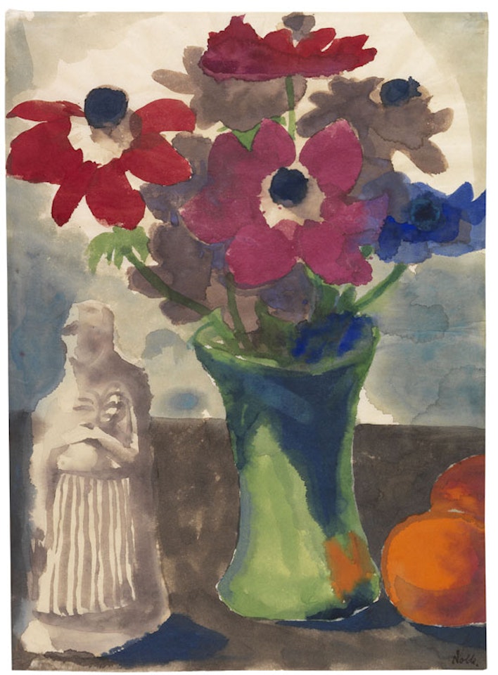 Anemonen in grüner Vase, Orangen und eine Skulptur by Emil Nolde