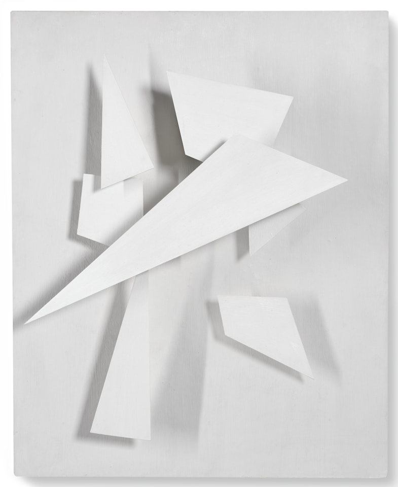 BLANC - BLANC + OMBRE by Jean Tinguely