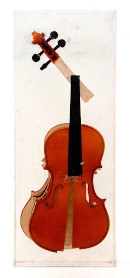Violon en éventail ,
2005 by Arman