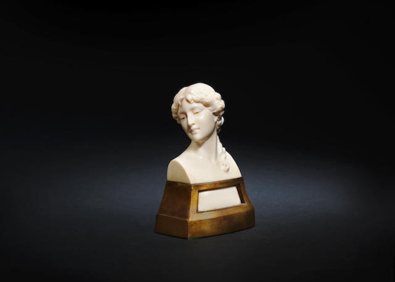 Aphrodite by Ferdinand Preiss