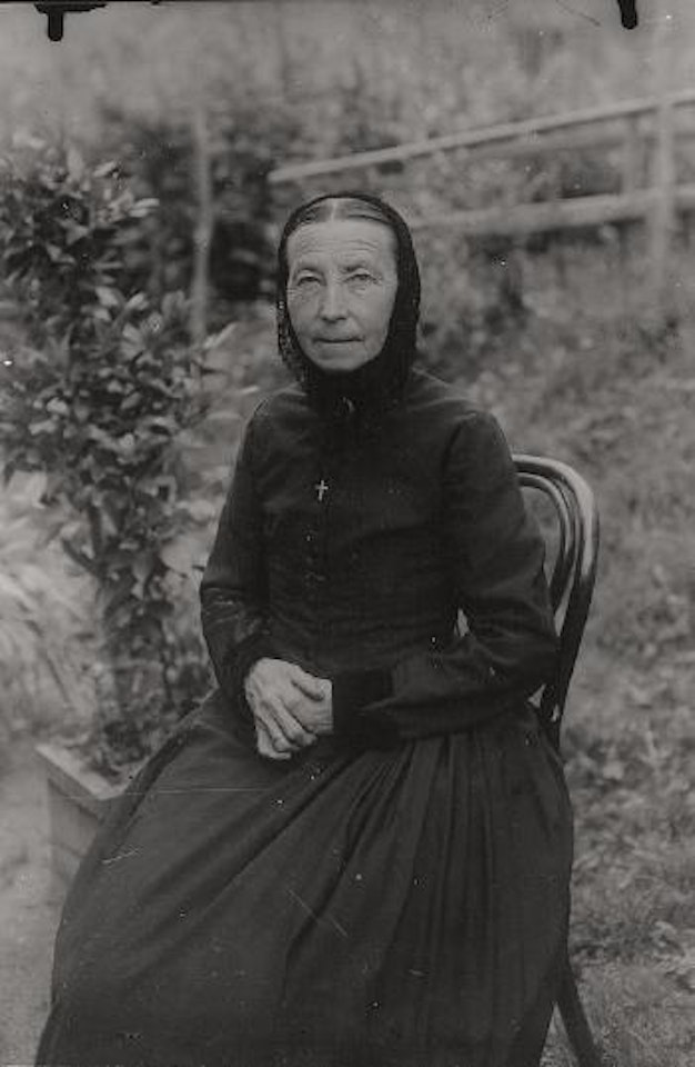 Bäuerin (old farm woman) ,
1911
-
1914 by August Sander