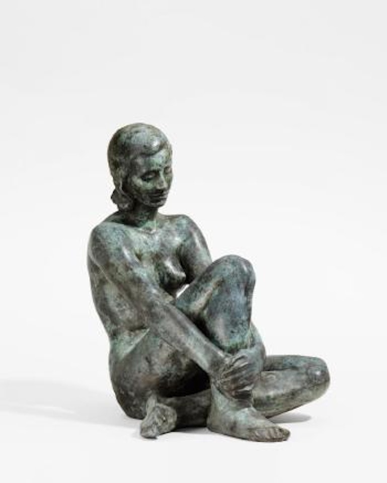 Träumende (Dreaming) ,
Circa
1935 by Fritz Klimsch
