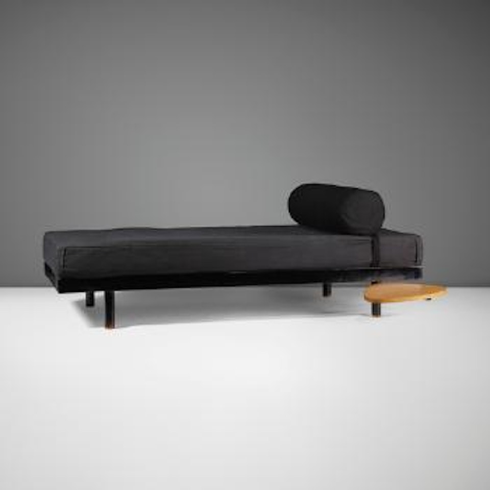 Antony daybed ,
1954 by Jean Prouvé