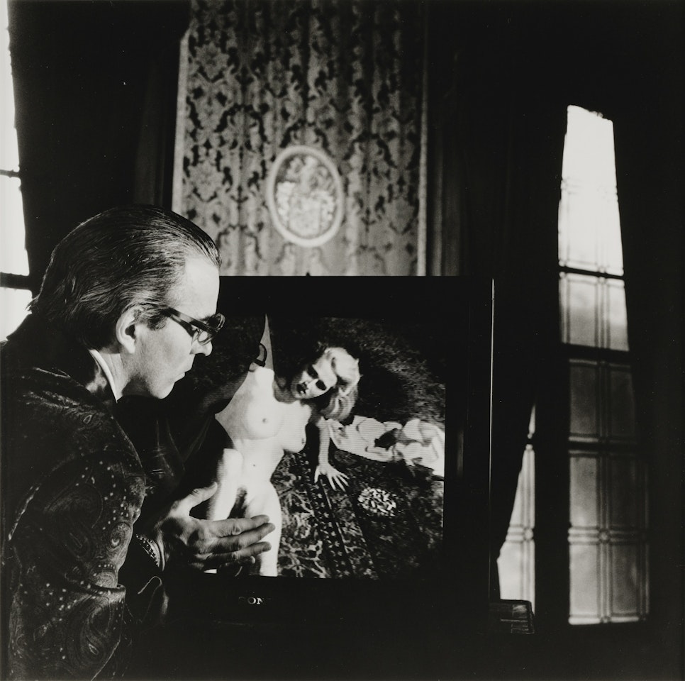 CLOSED T.V. CIRCUIT, BEVERLY HILLS, 1989 by Helmut Newton