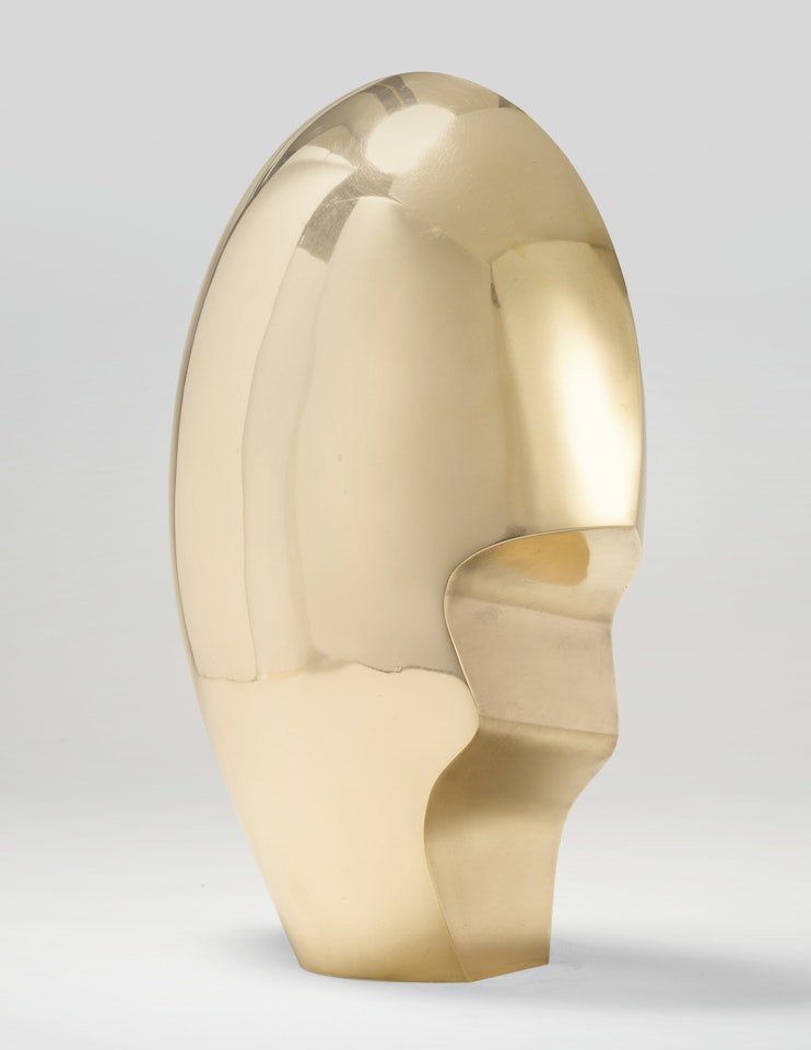 TÊTE-HEAUME I by Jean Arp