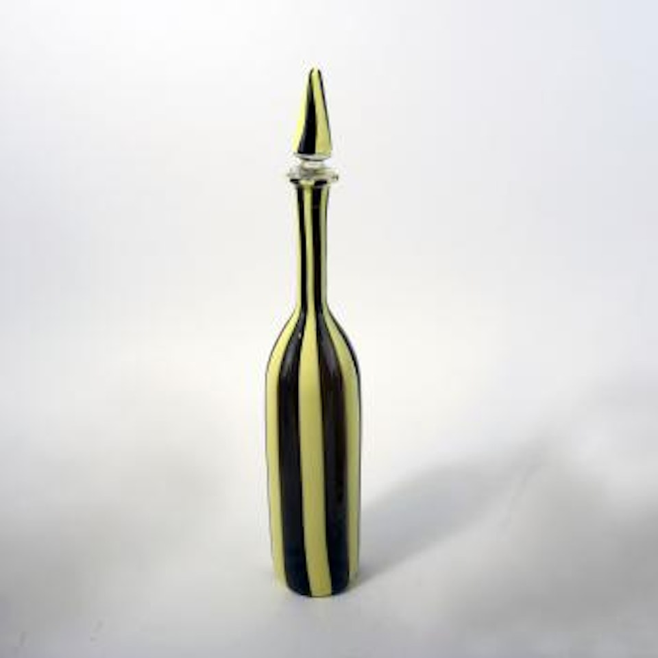 A canne bottle and stopper ,
1956
A canne bottle and stopper ,
1956 by Paolo Venini