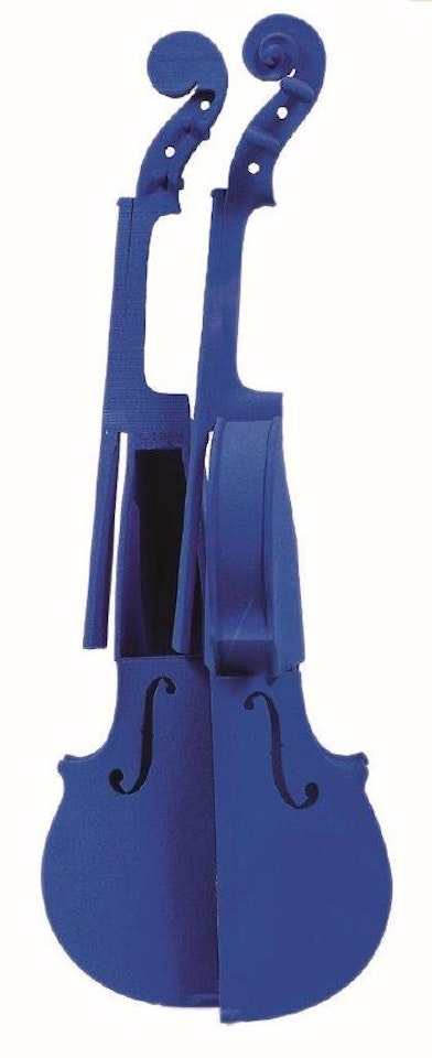Violon cintra (Hommage à Yves Klein) ,
1996 by Arman
