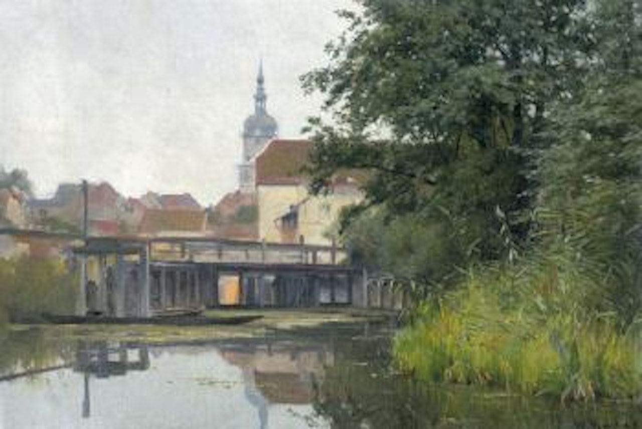 Lübben: Partie im Schlossbezirk mit Blick über die Spree auf die Paul-Gerhard-Kirche , by Walter Moras