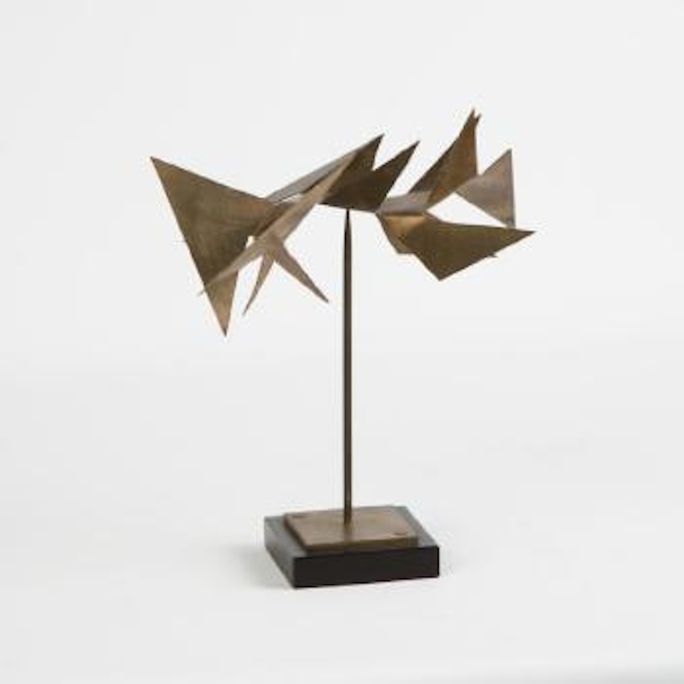 Pivoted folds/cubist thumbpiece ,
1994 by George Rickey