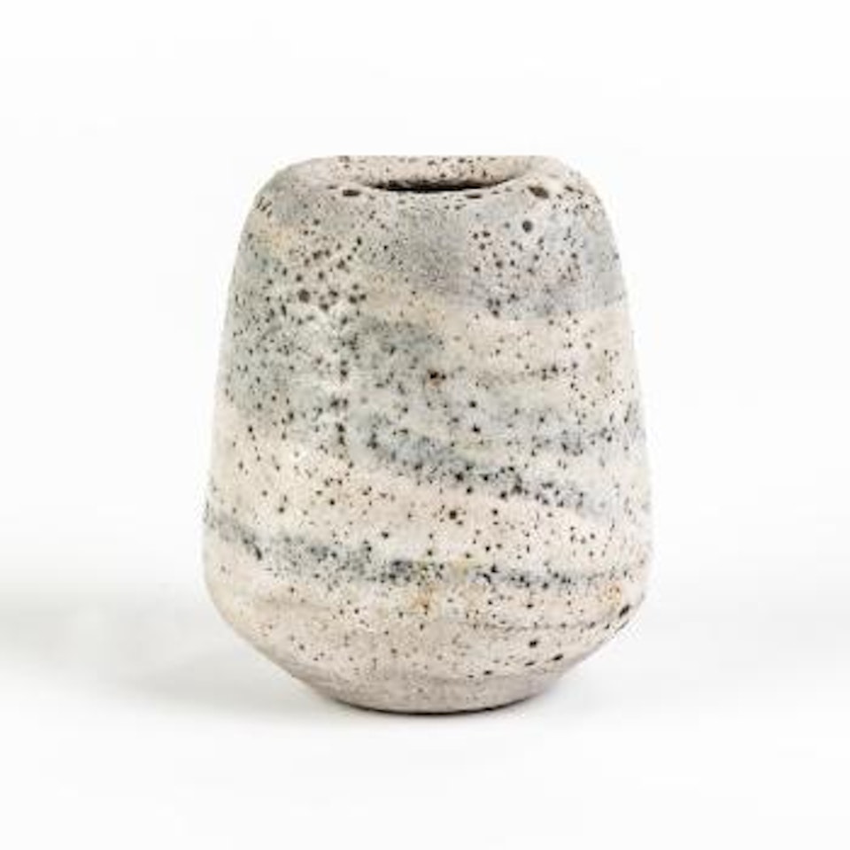 Potato pot ,
Circa
1968 by Lucie Rie