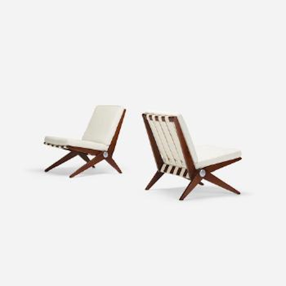 Scissor chairs ,
1950 by Pierre Jeanneret
