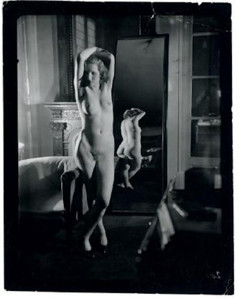 Nu (Distortion #20) ,
1933
,
Printed
1972 by André Kertész