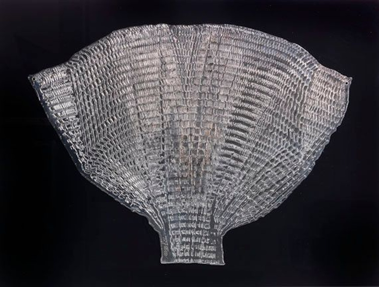 Flügelrelief by Heinz Mack