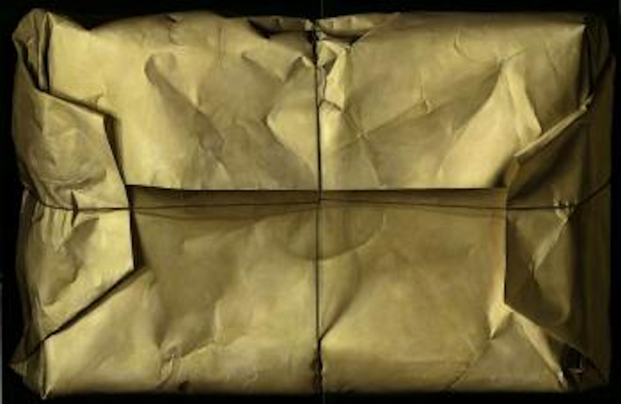 White package by Claudio Bravo