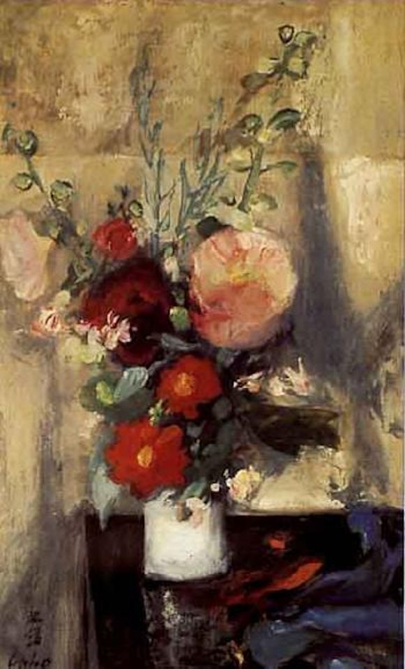 Roses tremieres et dahlias by Le Pho