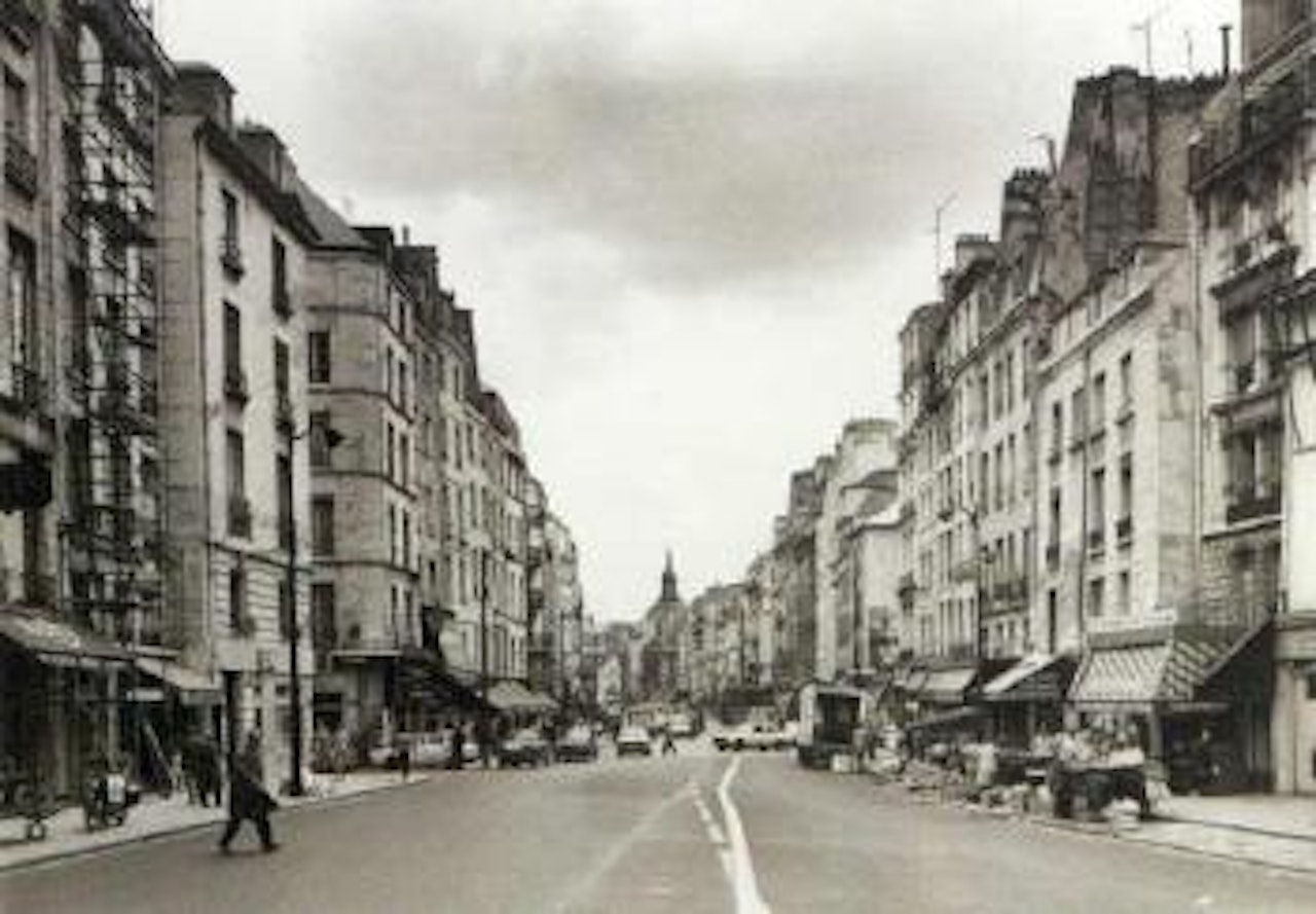 Rue Saint Antoine, Paris by Thomas Struth