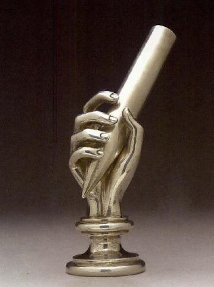 Main d'argent by Man Ray