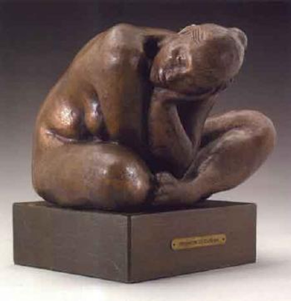 Crouching woman by Francisco Zuñiga