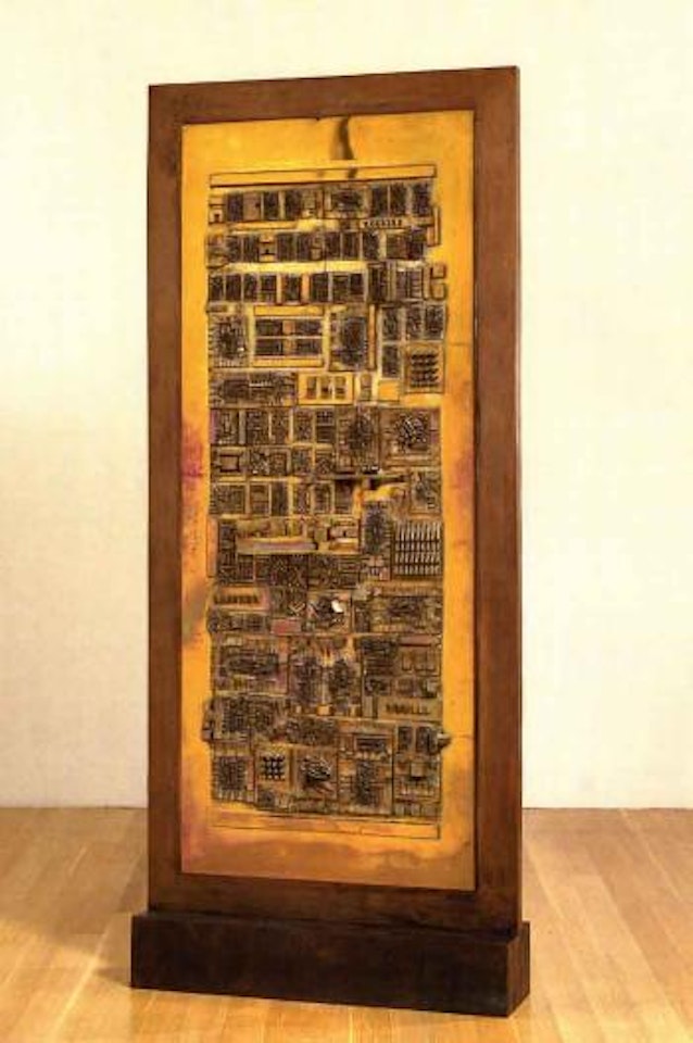 Memory table by Arnaldo Pomodoro
