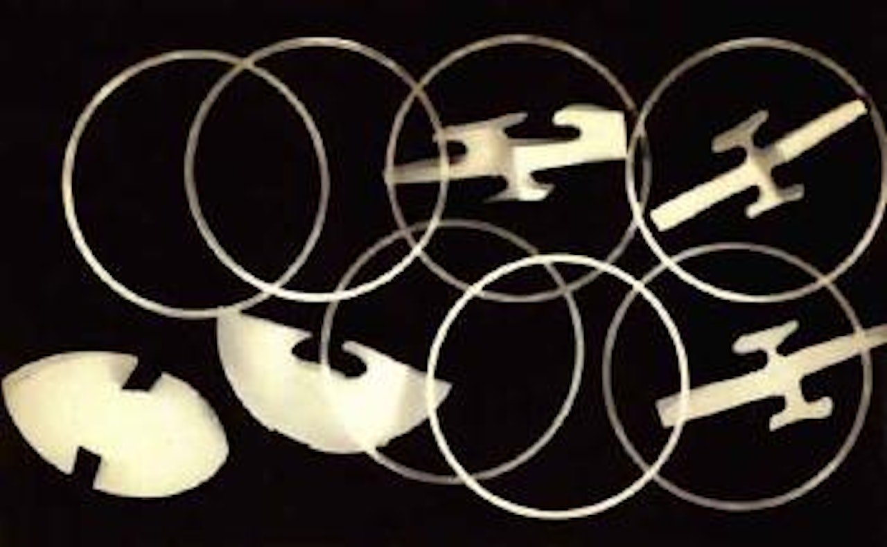 Untitled, interlinking circles by László Moholy-Nagy