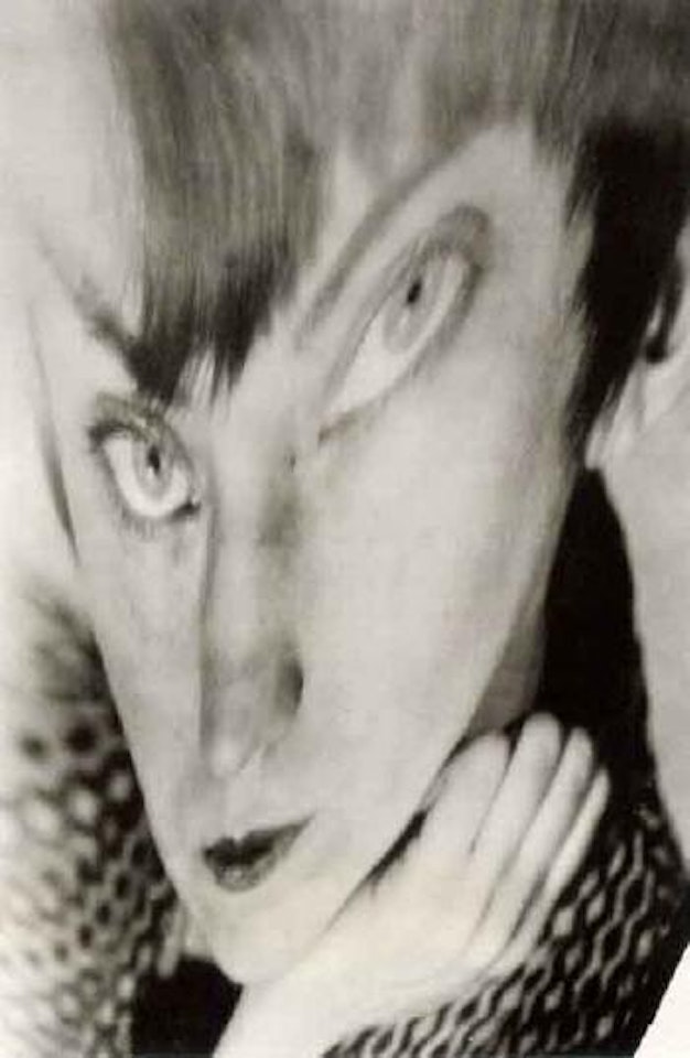 Self portrait distortion by Berenice Abbott
