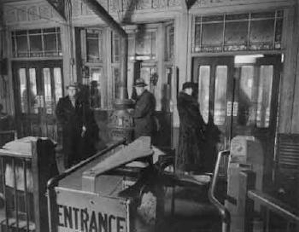 El Station 6th and 9th Ave lines downtown side, 72nd Street and Columbus Avenue, Manhattan by Berenice Abbott