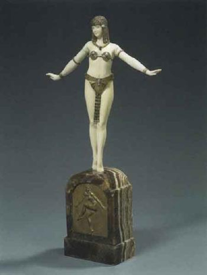 Danseuse syrienne by Demetre Chiparus