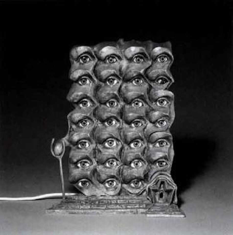 Les yeux surrealistes by Salvador Dali