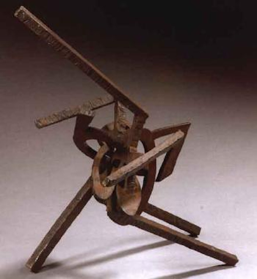 Le noeud by Mark di Suvero