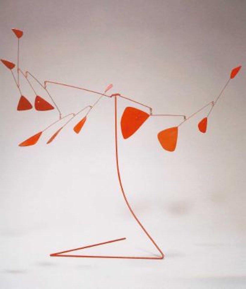 Douze feuilles rouges by Alexander Calder