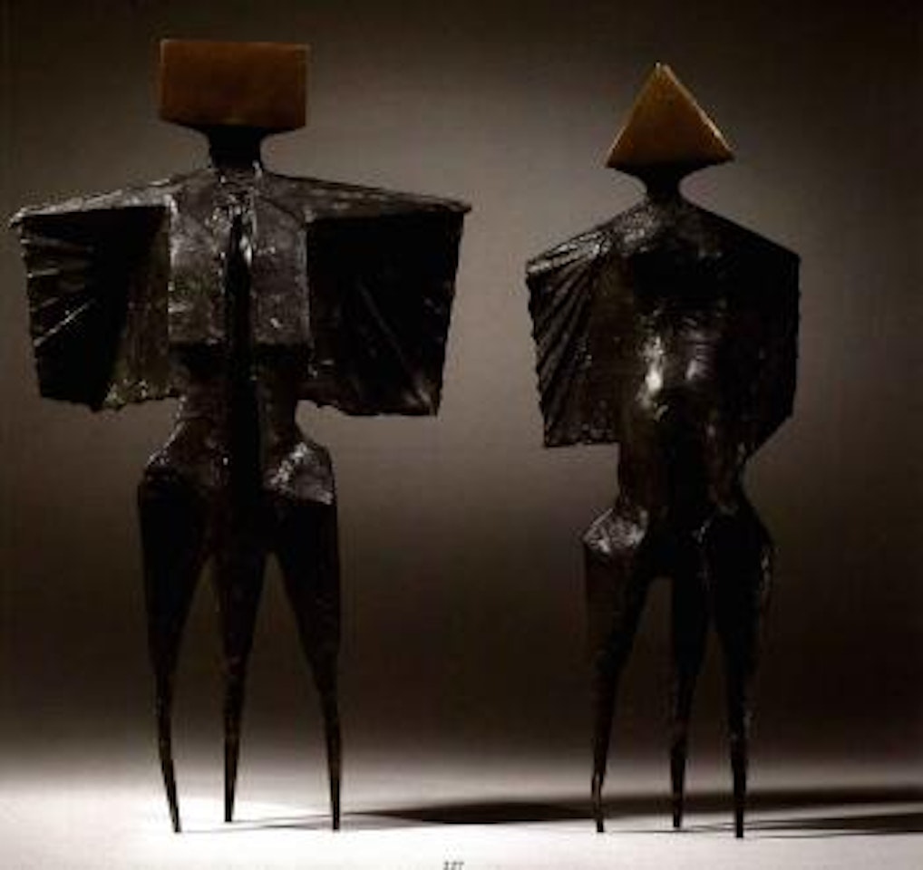 Winged figures II by Lynn Chadwick